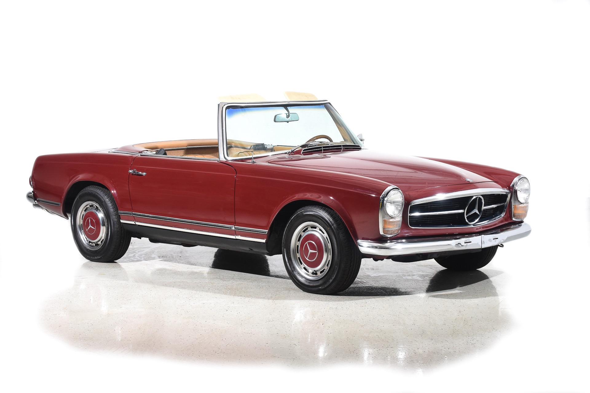  1967_Mercedes_Benz_230sl